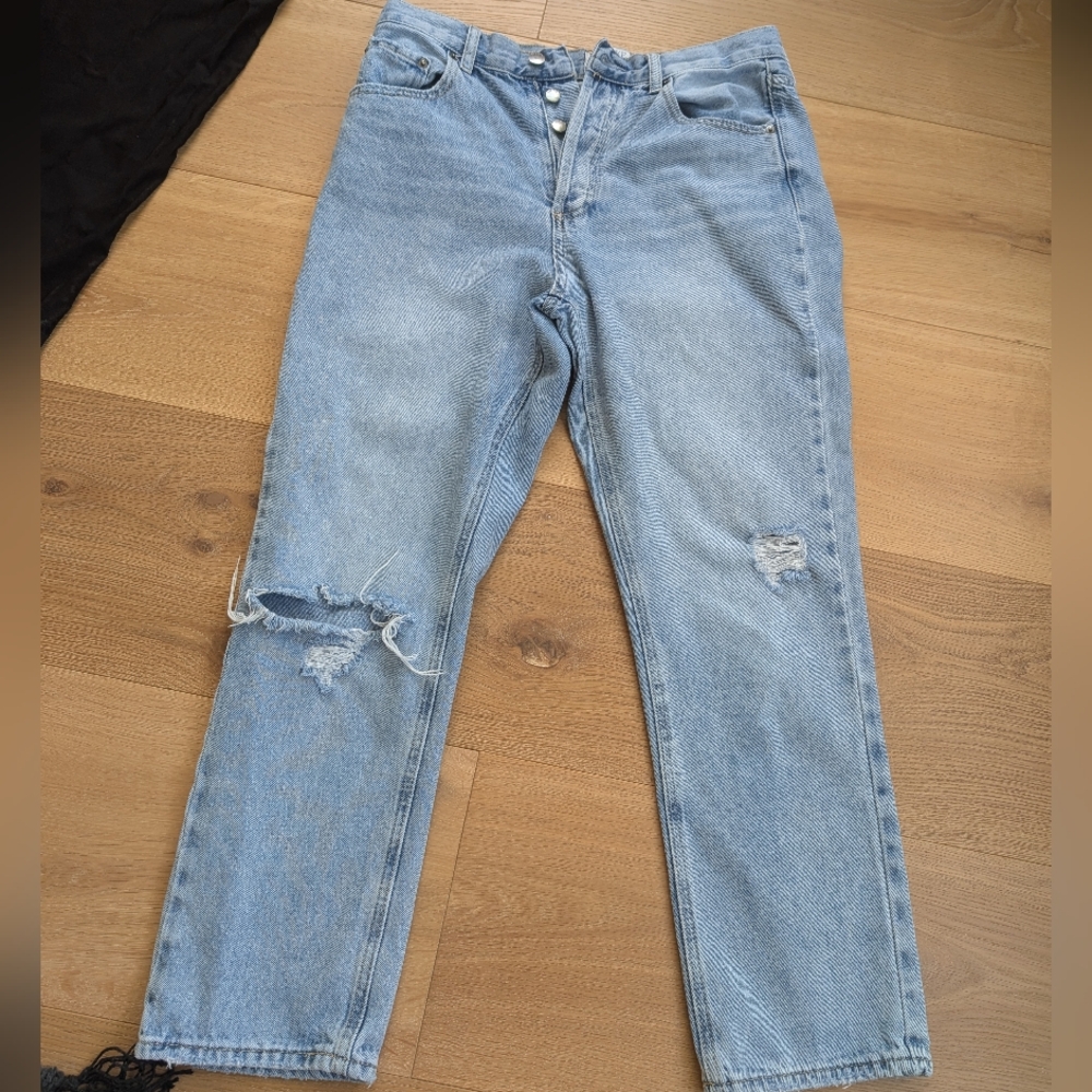 Light Blue Distressed Women's Jeans